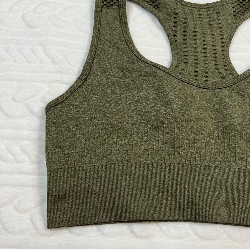 SHEIN Olive Green Leggings and Sports Bra Set - Picture 3 of 15